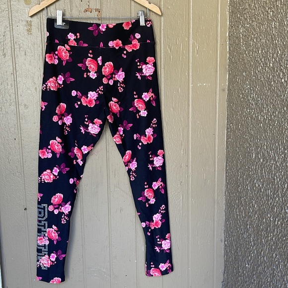 Victoria’s Secret Pink yoga full length floral leggings - Picture 3 of 12